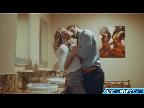 ❤️ ໃນເວລາທີ່ຜິວເນື້ອສີຂາວ busty seduces ທ່ານຢູ່ໃນຫ້ອງນ້ໍາສາທາລະນະ ວິດີໂອທາງຮູທະວານ ທີ່ lo.com-porn-mz.ru ☑